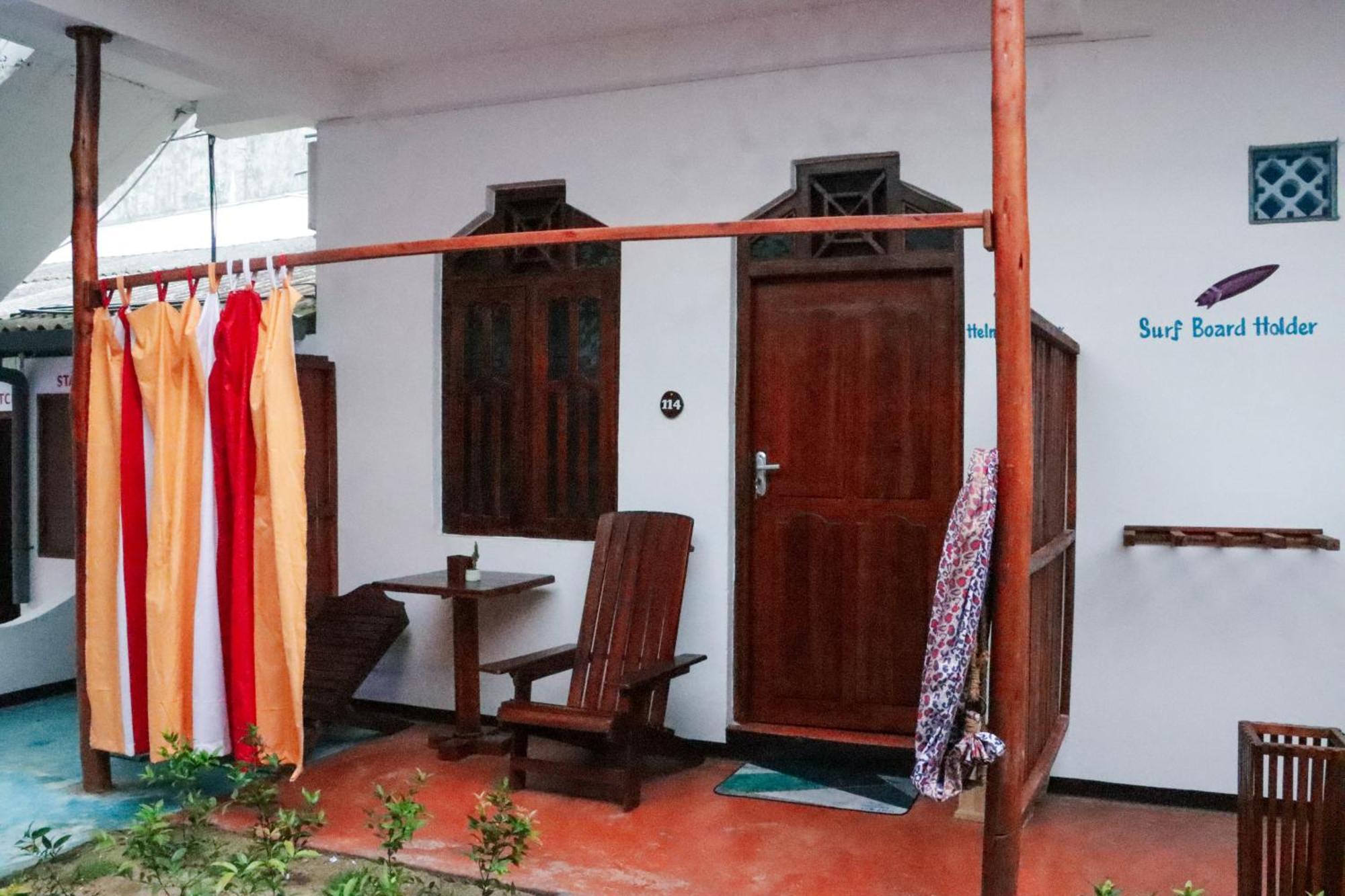 Surfers Park Arugambay Bed & Breakfast Arugam Bay Exterior foto