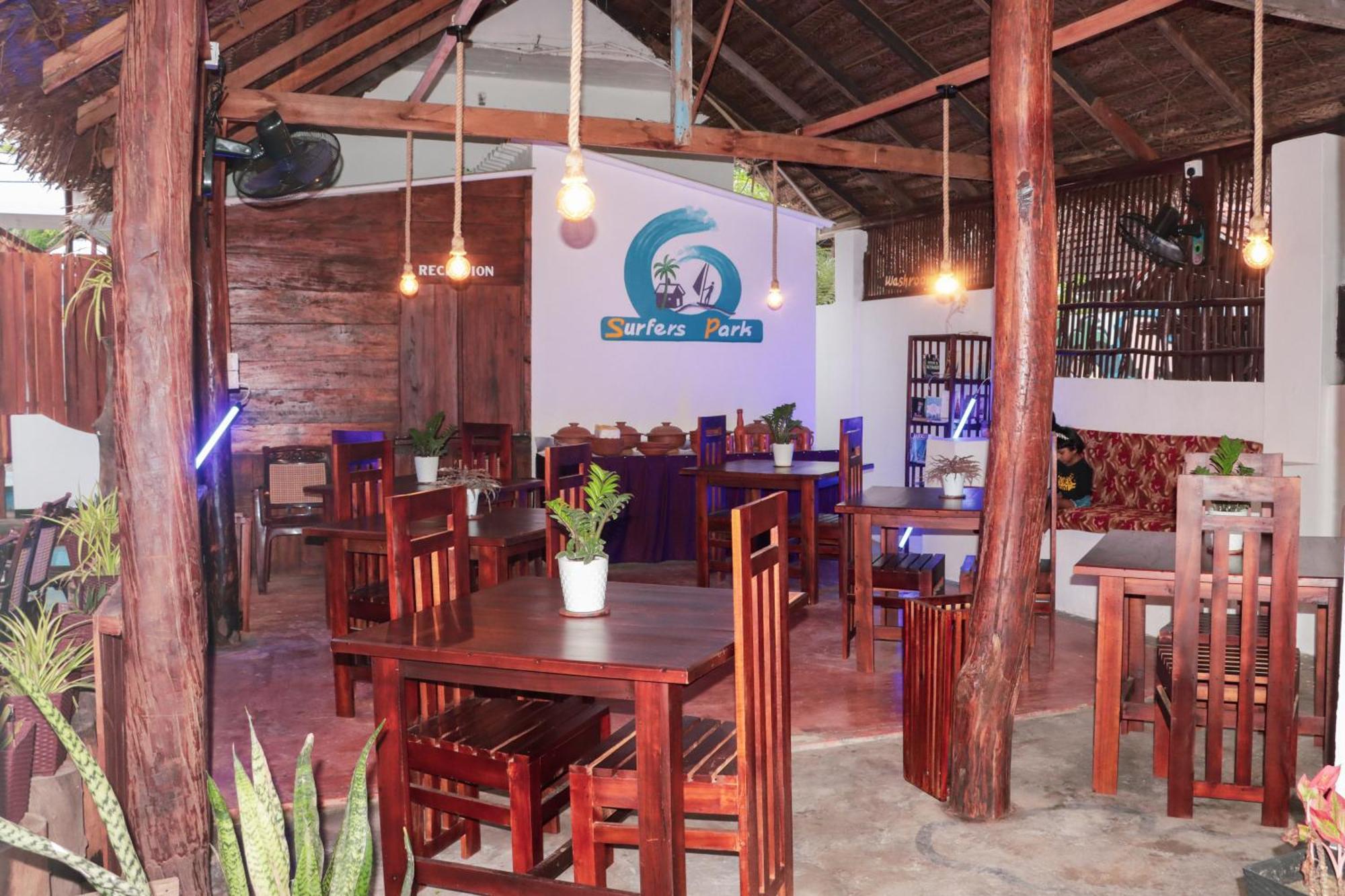Surfers Park Arugambay Bed & Breakfast Arugam Bay Exterior foto