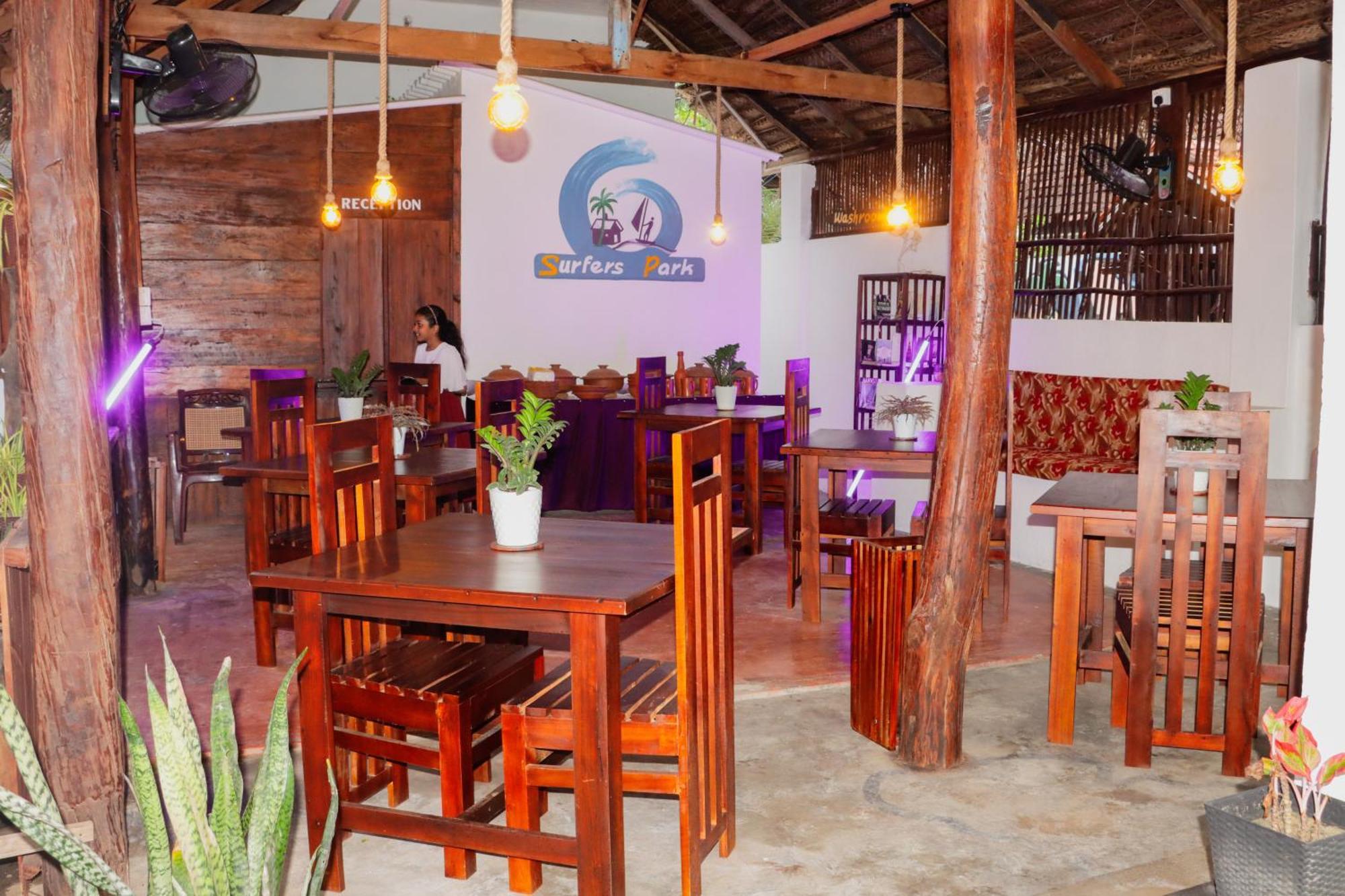 Surfers Park Arugambay Bed & Breakfast Arugam Bay Exterior foto