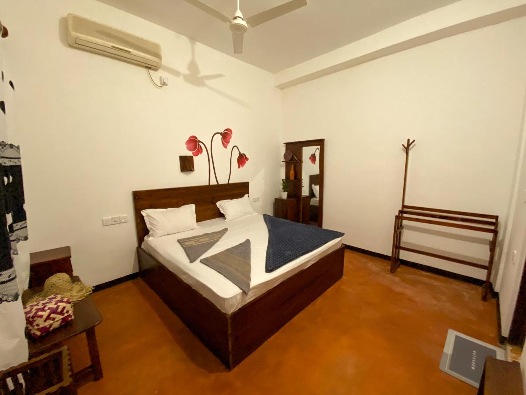 Surfers Park Arugambay Bed & Breakfast Arugam Bay Exterior foto