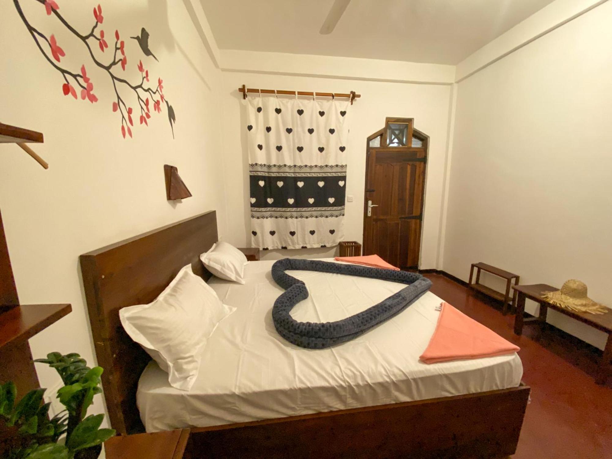 Surfers Park Arugambay Bed & Breakfast Arugam Bay Exterior foto